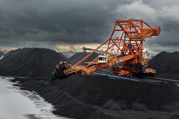 Shaanxi to cut charges on expressway coal transport to aid miners