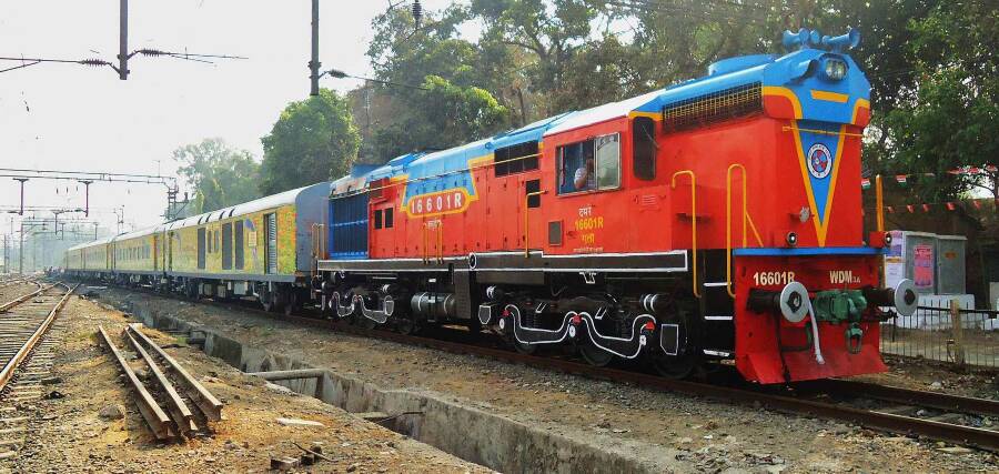 1,000 locomotives for Indian Railways