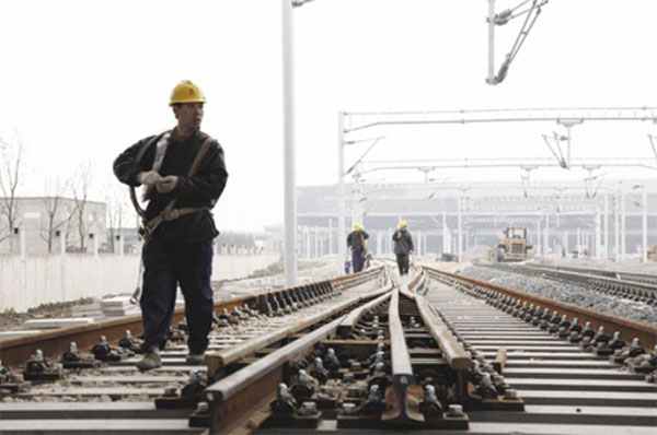 China miner delegates suggest reform on rail sector