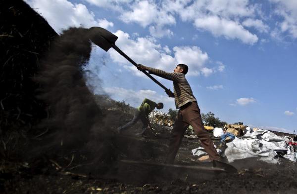 China to crack down coal production beyond capacity and shut outdated capacity