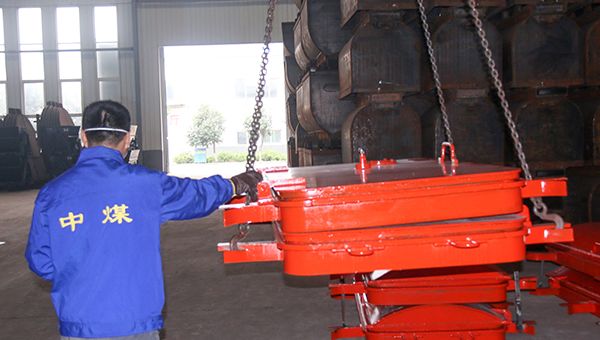 A Batch of Refuge Chamber Doors Sent to Yan'an,Shaanxi