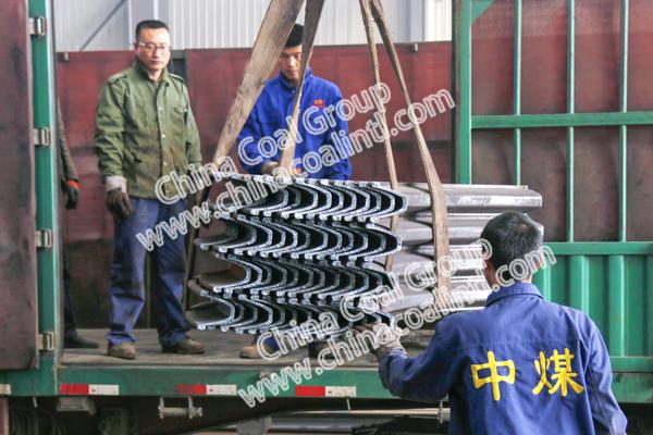 140 Sets Mining Steel Arch Supports of Shandong China Coal Group Sent to Jiuquan, Gansu Province