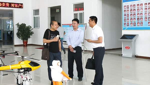 Warmly Welcome Leaders of Xinhua News Agency Shandong Branch Visit Our Group for Investigating
