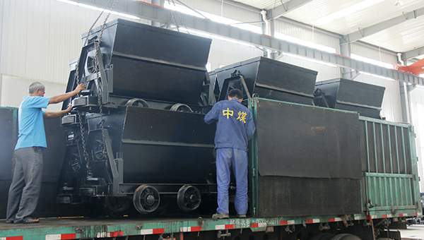 A Batch of Bucket-tipping Mine Cars Sent to Liulin County,Shanxi Province