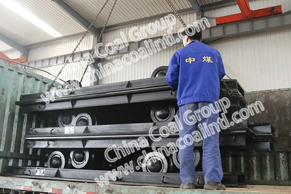 A Batch of  New Model Customized Flat Mine Cars Sent to Hami, Xinjiang Province