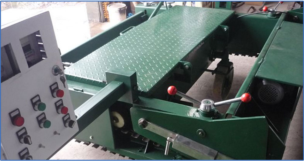 Rubber Paver Machine