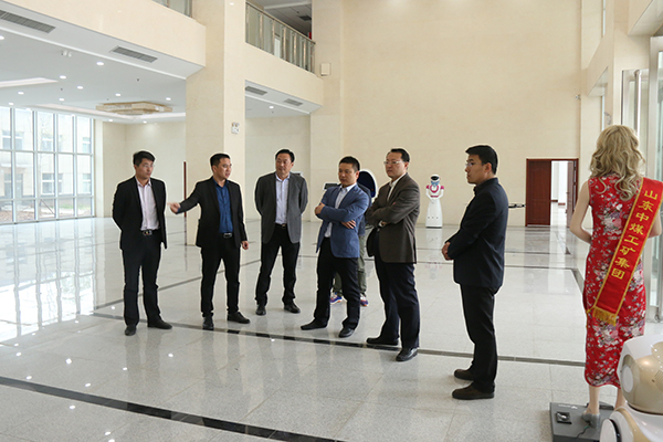 Warmly Welcome Leaders of Ministry of Commerce and Municipal Organization Department to Visit China Coal Group