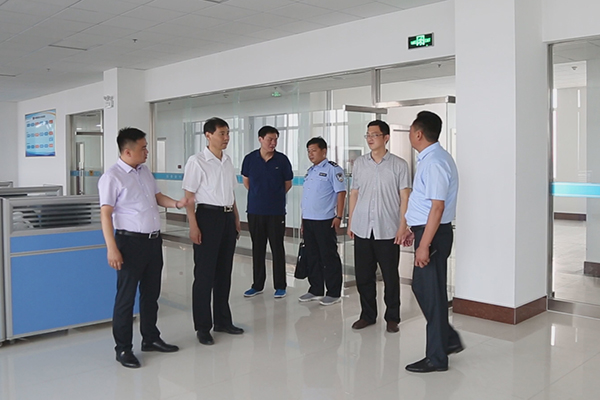 Warmly Welcome Leaders of City Procuratorate, City Court, High-tech Zone Public Security Bureau to Visit China Coal Group