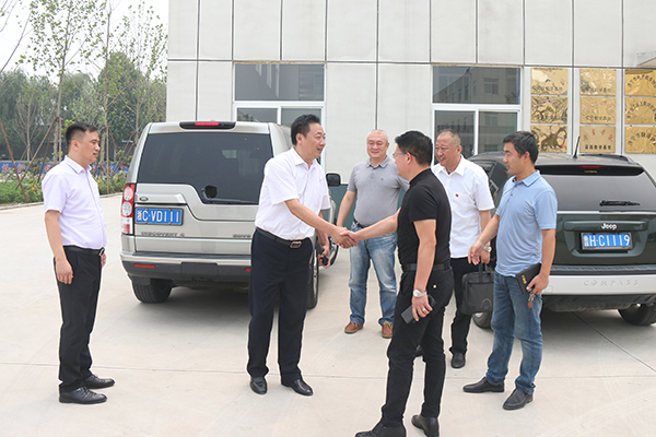 Warmly Welcome Zhejiang Chamber of Commerce of Jining Secretary General Xu and Committee for Organizations Directly Under Jining Municipal Committee Secretary Zhong to Visit China Coal Group