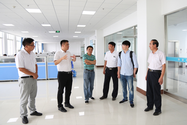 Warmly Welcome National Coal Mine Safety Experts Panel Director Wang to Visit Shangdong China Coal Group for Certification