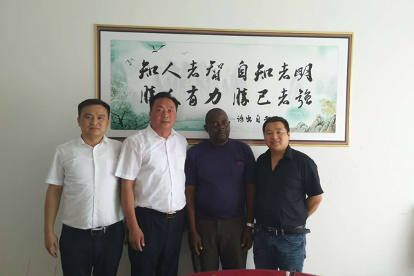 Warmly Welcome Cameroon Merchants to Visit China Coal Group for Drilling Equipment Procurement