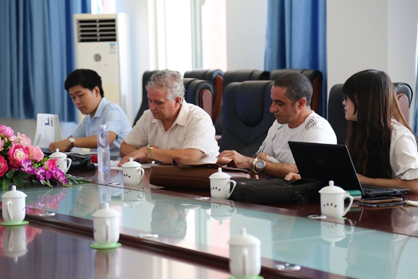Warmly Welcome Cuba Merchants To Visit China Coal Group For Purchasing