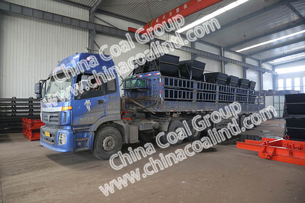 China Coal Group Sent A Number Of New Bucket Tipping Mine Cars To Jiangxi Province