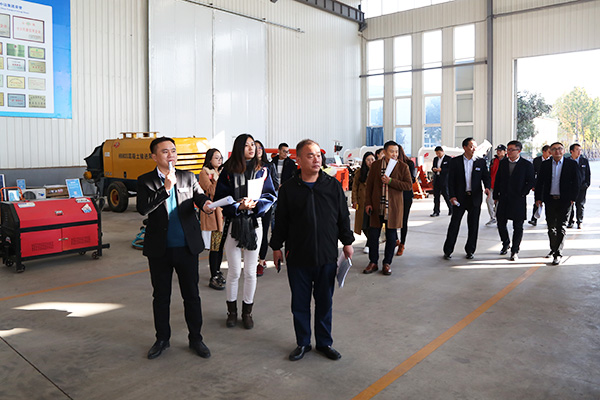 Warmly Welcome 13 Central Media Reporters Came To China Coal Group For Interview And Visit
