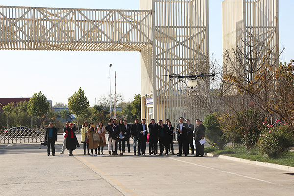Warmly Welcome 13 Central Media Reporters Came To China Coal Group For Interview And Visit