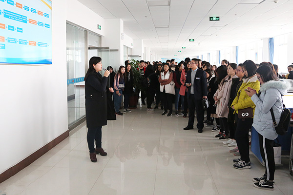 Warmly Welcome Teachers And Students From Jining University To Visit China Coal Group