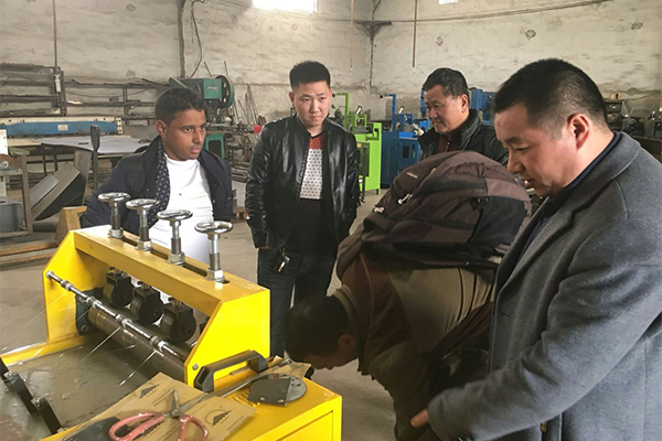 Warmly Welcome Algerian Merchants To Visit China Coal Group Joint Manufacturing Company For Procurement Equipment