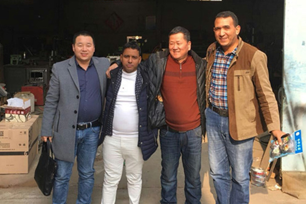 Warmly Welcome Algerian Merchants To Visit China Coal Group Joint Manufacturing Company