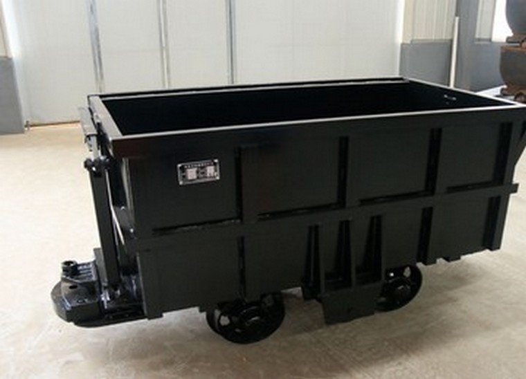 MCC0.7-6 Side Dump Mining Car