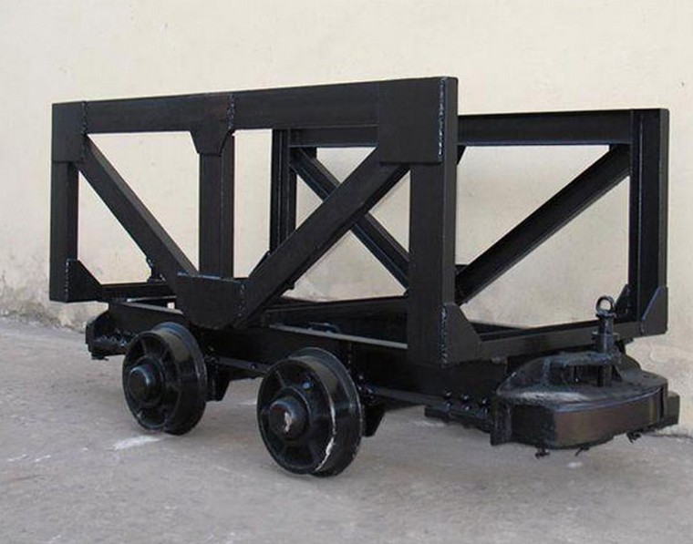 MLC2-6 Material Supply Mining Car