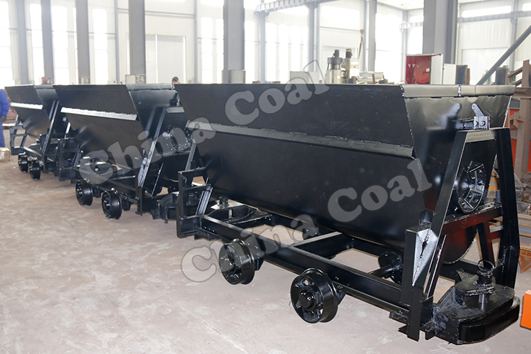 A Number Of New Type Dumping Mine Cars Were Sent To Gansu Province