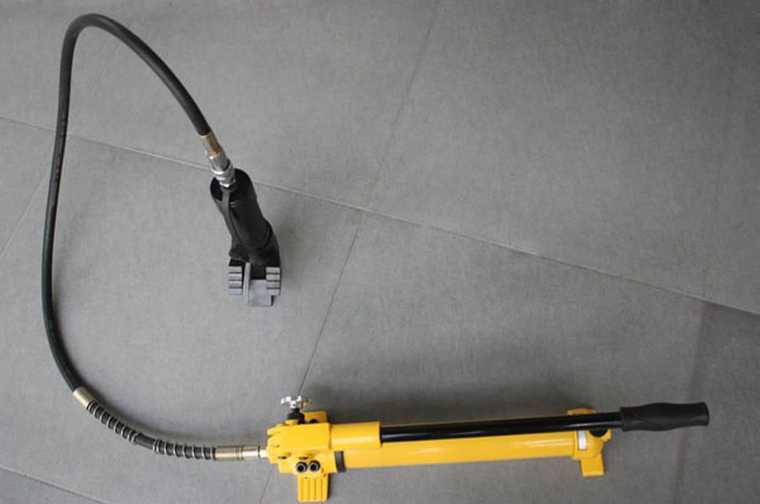 Hydraulic Door Opener