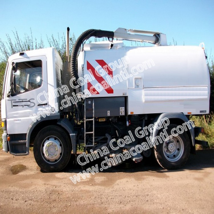 High quality Diesel Road Sweeper Manufacturer 