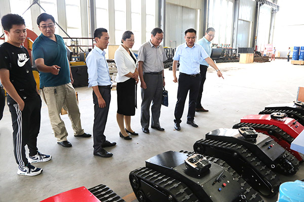 Warmly Welcome The Leaders Of Zaozhuang Science And Technology College To Visit China Coal Group