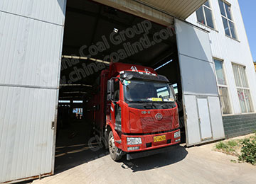 China Coal Group Sent A Batch Of Bucket Tipping Mine Cars To Longnan City Gansu Province