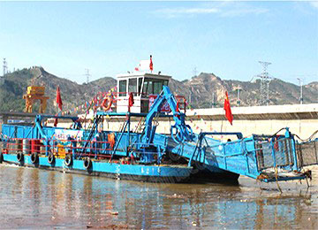 Hydropower Dam Floating Salvage Ship