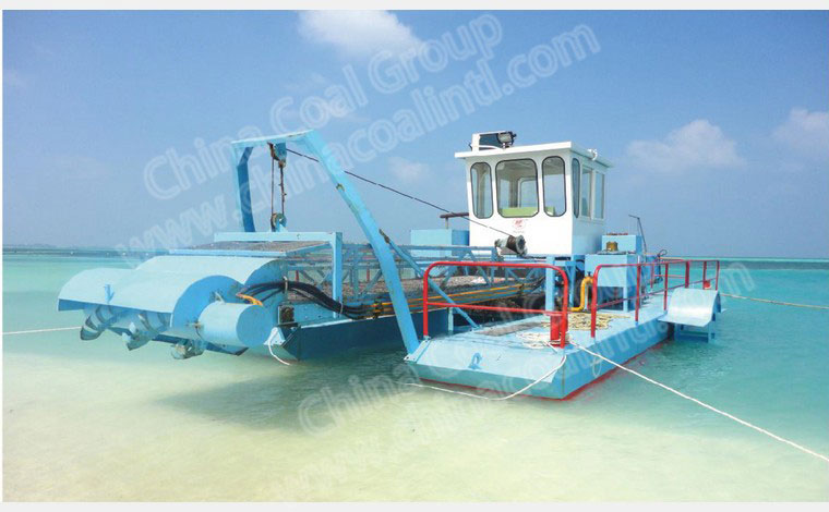 Seabed Aquatic Plant Harvester