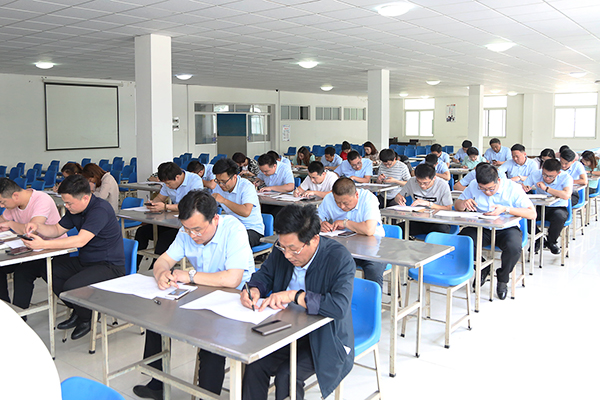 Jining Vocational Industry And Commerce Training School Hold Management Knowledge Training And Assessment For Senior Managers