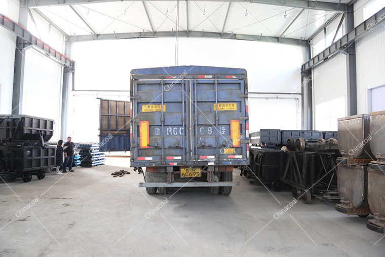 China Coal Group Sent A Batch Of Mining Single Hydraulic Props To Xinjiang