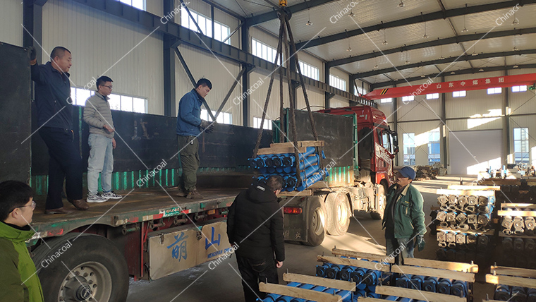 A Batch Of Hydraulic Prop Of China Coal Group Are Sent To Sichuan Province