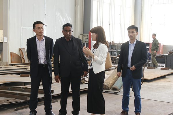 Welcome Sri Lanka Merchant to Visit China Coal Group for Purchasing Equipment