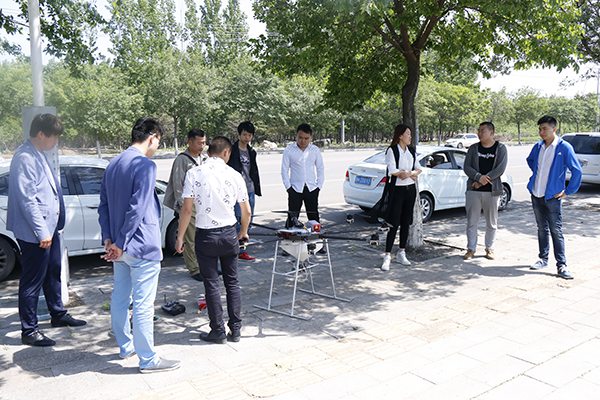 Warmly Welcome Merchants of Akesu Xinjiang to Visit China Coal Group for Purchase Agricultural UAV