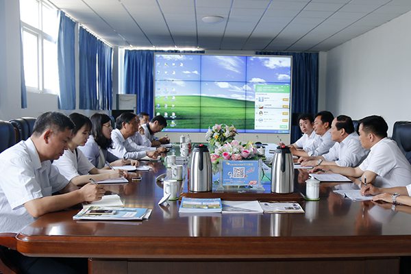  Warmly Welcome Leaders of High-tech Zone to visit China Coal Group