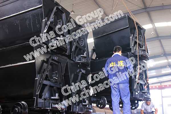  A Batch of Bucket-tipping Mine Cars Sent to Vietnam by Guangxi Province