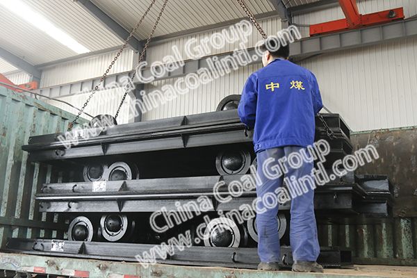 A Batch of New Model Customized Flat Mine Cars Sent to Hami, Xinjiang Province