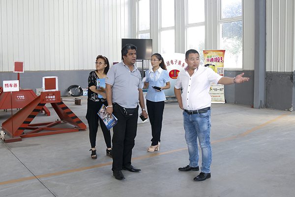 Warmly Welcome Sri Lanka Businessmen Visited China Coal Group For Railway Equipment Warmly Welcome Sri Lanka Businessmen Visited China Coal Group For Railway Equipment