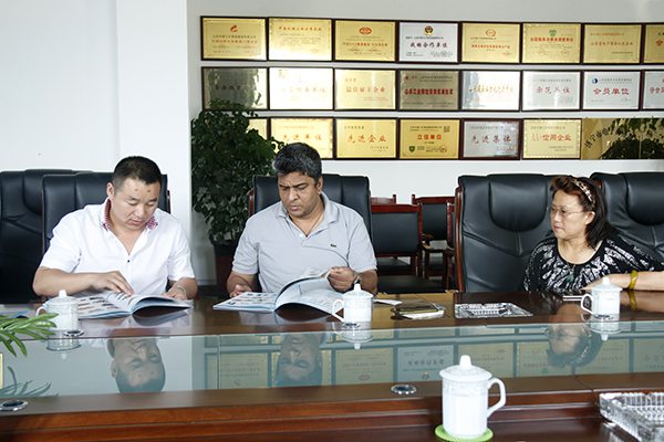 Warmly Welcome Sri Lanka Businessmen Visited China Coal Group For Railway Equipment Warmly Welcome Sri Lanka Businessmen Visited China Coal Group For Railway Equipment