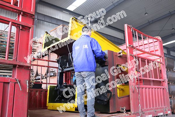 Large Equipment Scraper Rock Loader of China Coal Group Sent To Yunnan