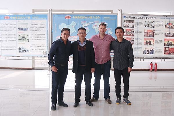 Warmly Welcome Bolivia Merchants to Visit Shandong China Coal Group for Purchasing Railway Equipment 