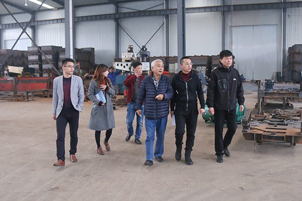 Warmly Welcome Jincheng Anthracite Coal Mining Group Merchants to Visit Shandong China Coal Group for Purchasing Equipment