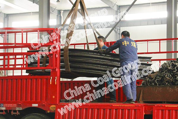 A Batch of Mining Supporting Equipment of China Coal Group Sent to Xilingol League, Inner Mongolia
