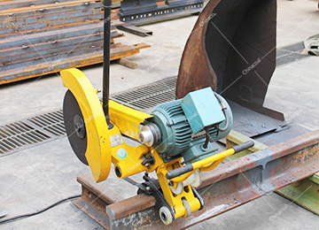 Internal Combustion Abrasive Rail Cutter