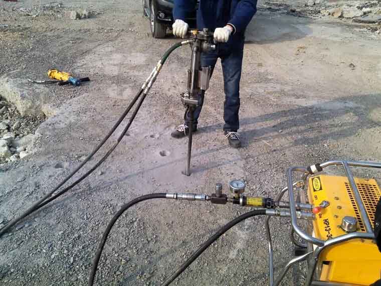 BH26 Hydraulic Rock Drill BH26 Hydraulic Rock Drill