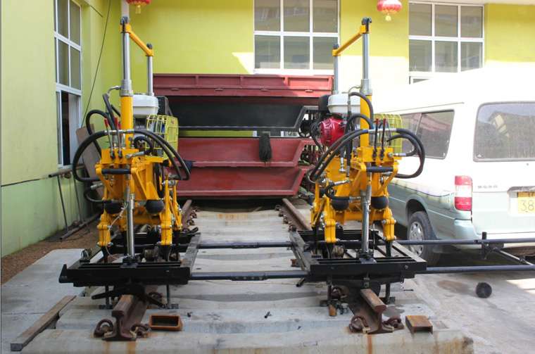 XYD-2 Hydraulic Ballast Tamping Machine